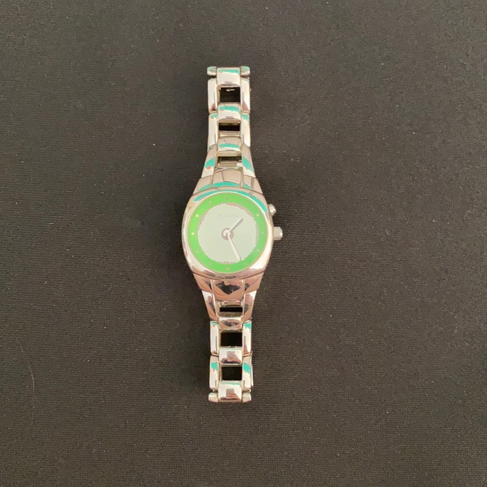 Fossil Watch with Cherry 🍒 Animation